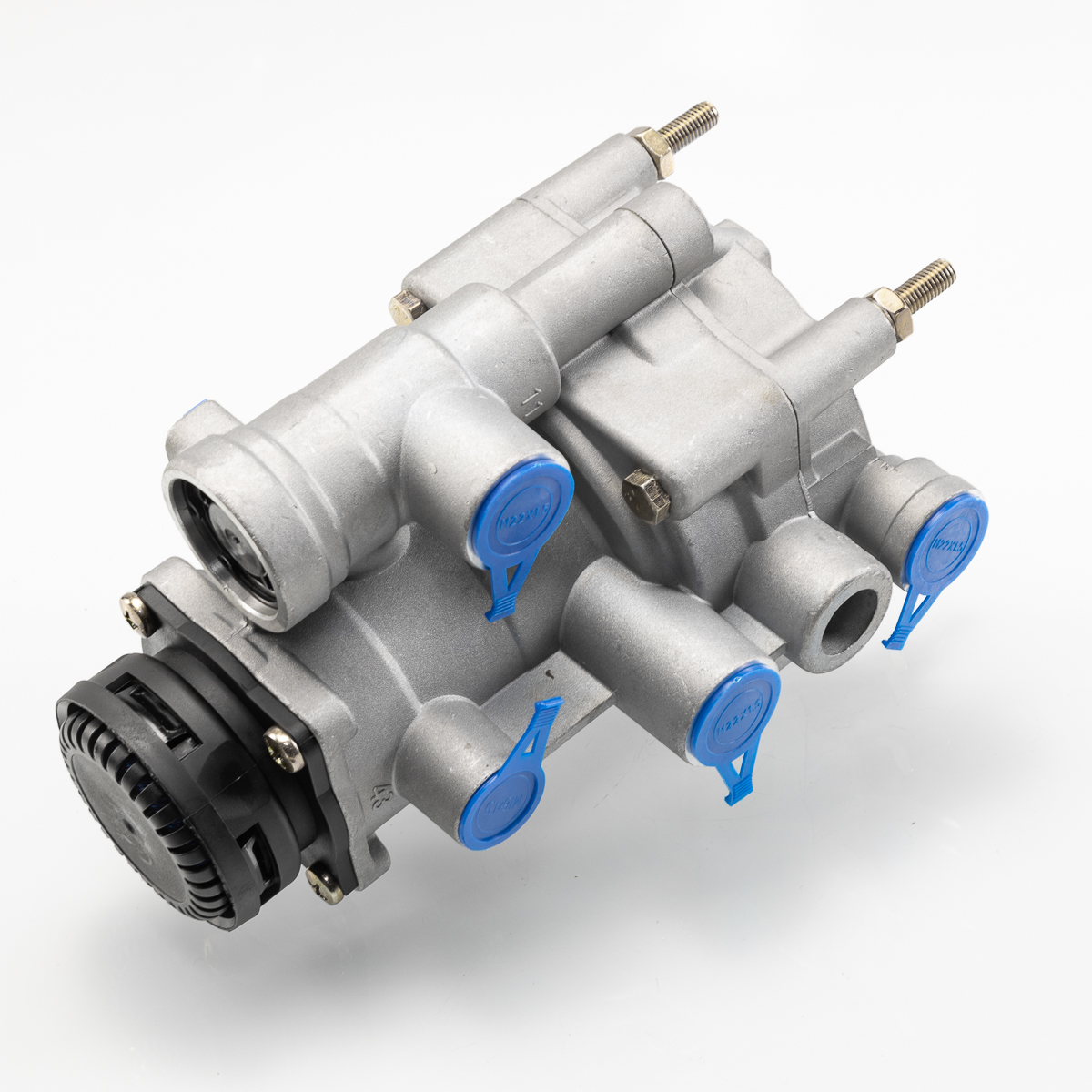 TM15-30700 Кран управления тормозами прицепа