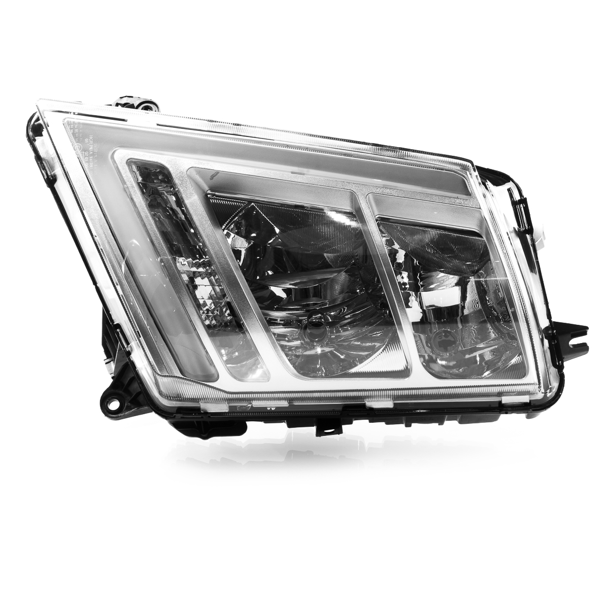 Фара головного света ручная регулировка L LED VOLVO (хром)